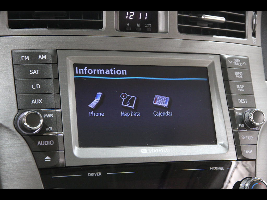 Used 2011 Toyota Avalon Limited FWD image 12