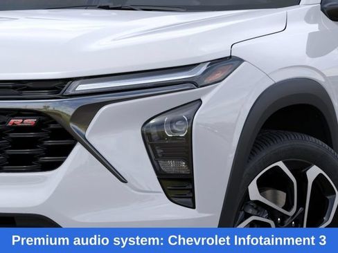 New 2026 Chevrolet Trax RS w/ Sunroof Package FWD image 11