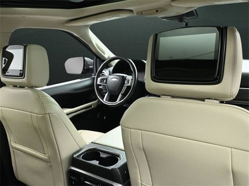 Used 2020 Ford Expedition Platinum image 23