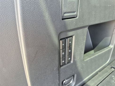 Certified 2024 Ford Expedition Platinum RWD image 13