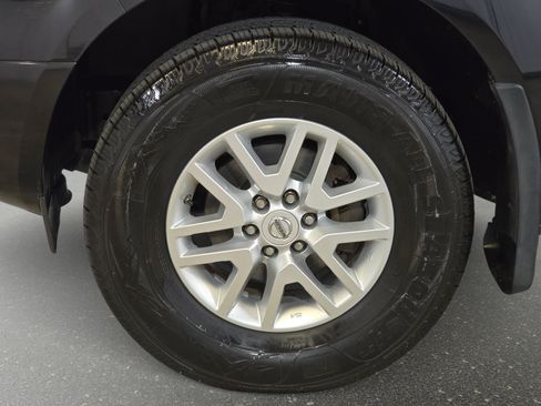 Used 2018 Nissan Frontier SV AWD/4WD image 30