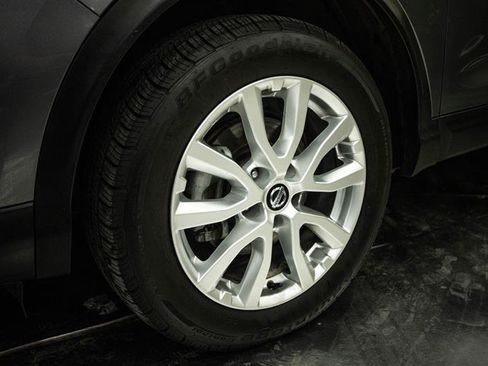 Used 2021 Nissan Rogue Sport S FWD image 3