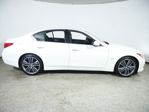 Used 2016 INFINITI Q50 3.0t Premium w/ Driver Assistance Package AWD/4WD image 8