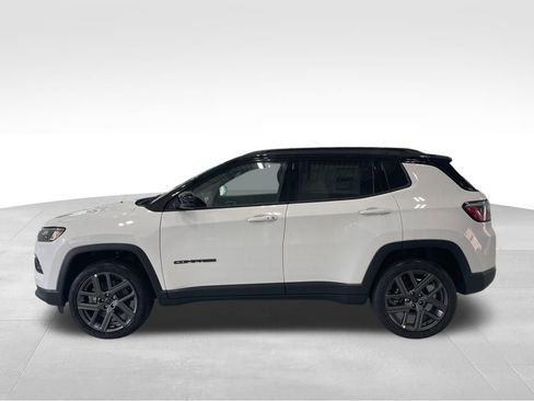 New 2025 Jeep Compass Limited w/ Sun & Sound Group image 3