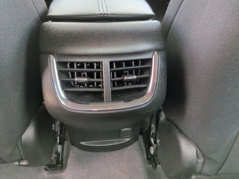 Used 2023 Chevrolet Malibu LT image 33