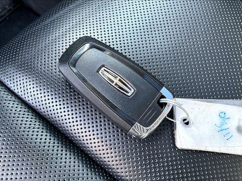 Used 2024 Lincoln Aviator Reserve RWD image 33