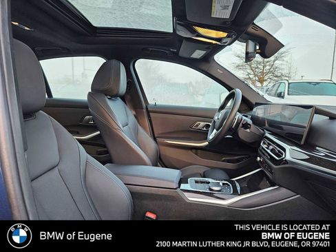 Used 2023 BMW 330i xDrive Sedan w/ Parking Assistance Package AWD/4WD image 11