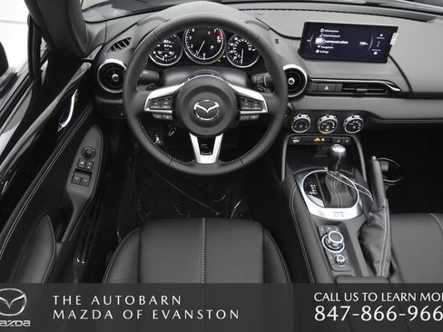 Used 2025 MAZDA MX-5 Miata RF Grand Touring RWD image 27