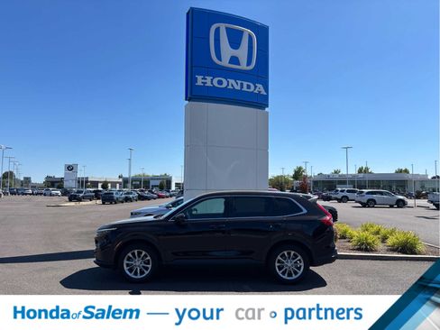 Used 2025 Honda CR-V EX image 3