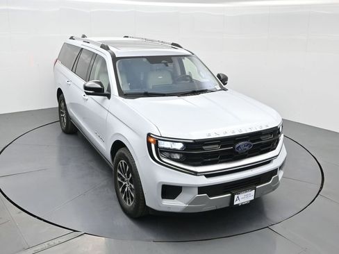Used 2025 Ford Expedition Max Platinum image 55