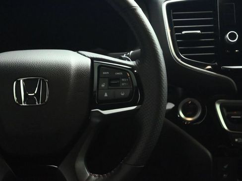 Used 2025 Honda Ridgeline Black Edition image 42