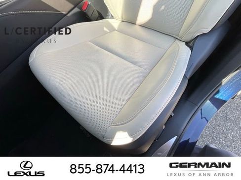 Used 2024 Lexus RX 350h w/ Convenience Package image 22