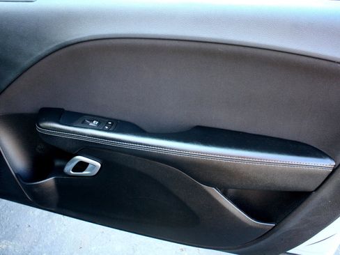 Used 2020 Dodge Challenger R/T w/ Shaker Package image 44