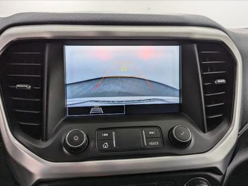 Used 2020 GMC Acadia SLT image 28