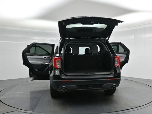 Certified 2023 Ford Explorer XLT w/ Equipment Group 202A image 38