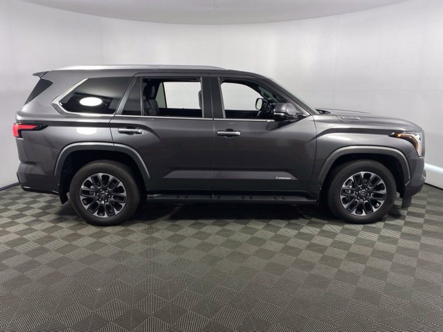 Used 2026 Toyota Sequoia Limited AWD/4WD image 10
