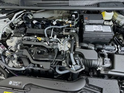 Used 2026 Toyota Corolla LE FWD image 29