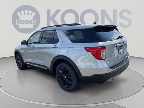 Certified 2022 Ford Explorer XLT w/ Equipment Group 202A AWD/4WD image 8