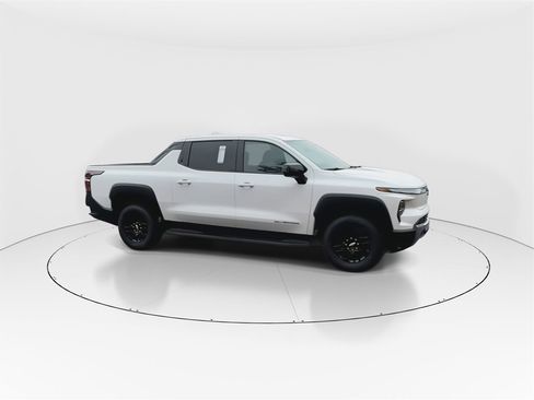 New 2025 Chevrolet Silverado EV LT image 2