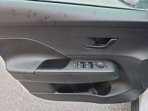 New 2025 Hyundai Kona SEL image 16