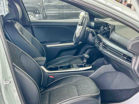 Used 2025 Kia K4 GT-Line w/ GT-Line Sunroof Package FWD image 16