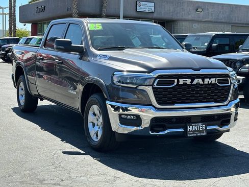 Certified 2025 RAM 1500 Big Horn AWD/4WD image 10