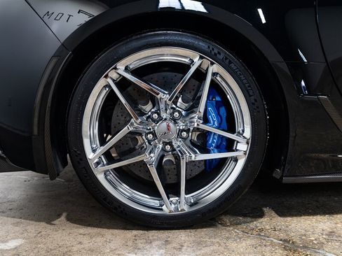 Used 2019 Chevrolet Corvette ZR1 RWD image 15