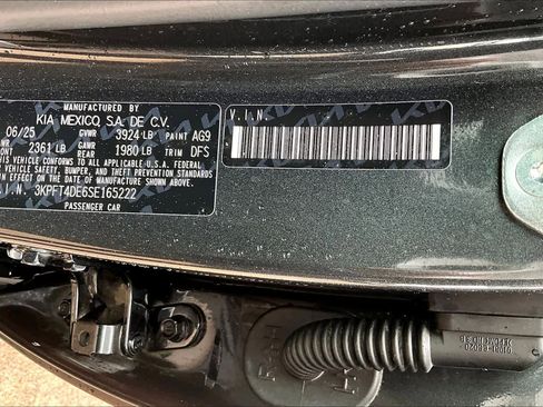 Used 2025 Kia K4 FWD image 34