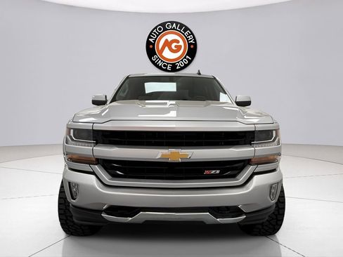 Used 2018 Chevrolet Silverado 1500 LT w/ All Star Edition image 2