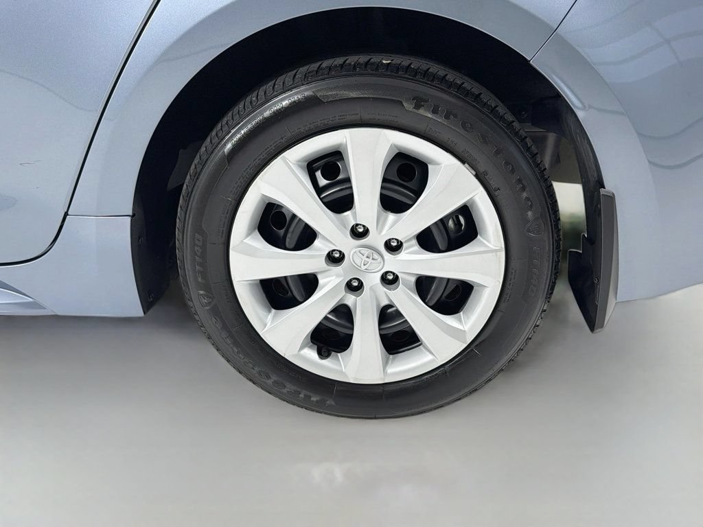 Used 2024 Toyota Corolla LE FWD image 29