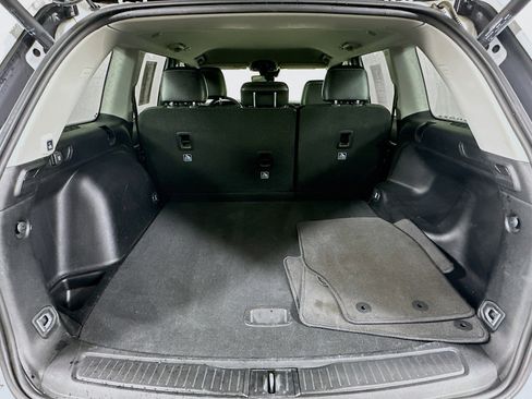 Used 2023 Jeep Grand Cherokee Limited w/ Black Appearance Package image 29