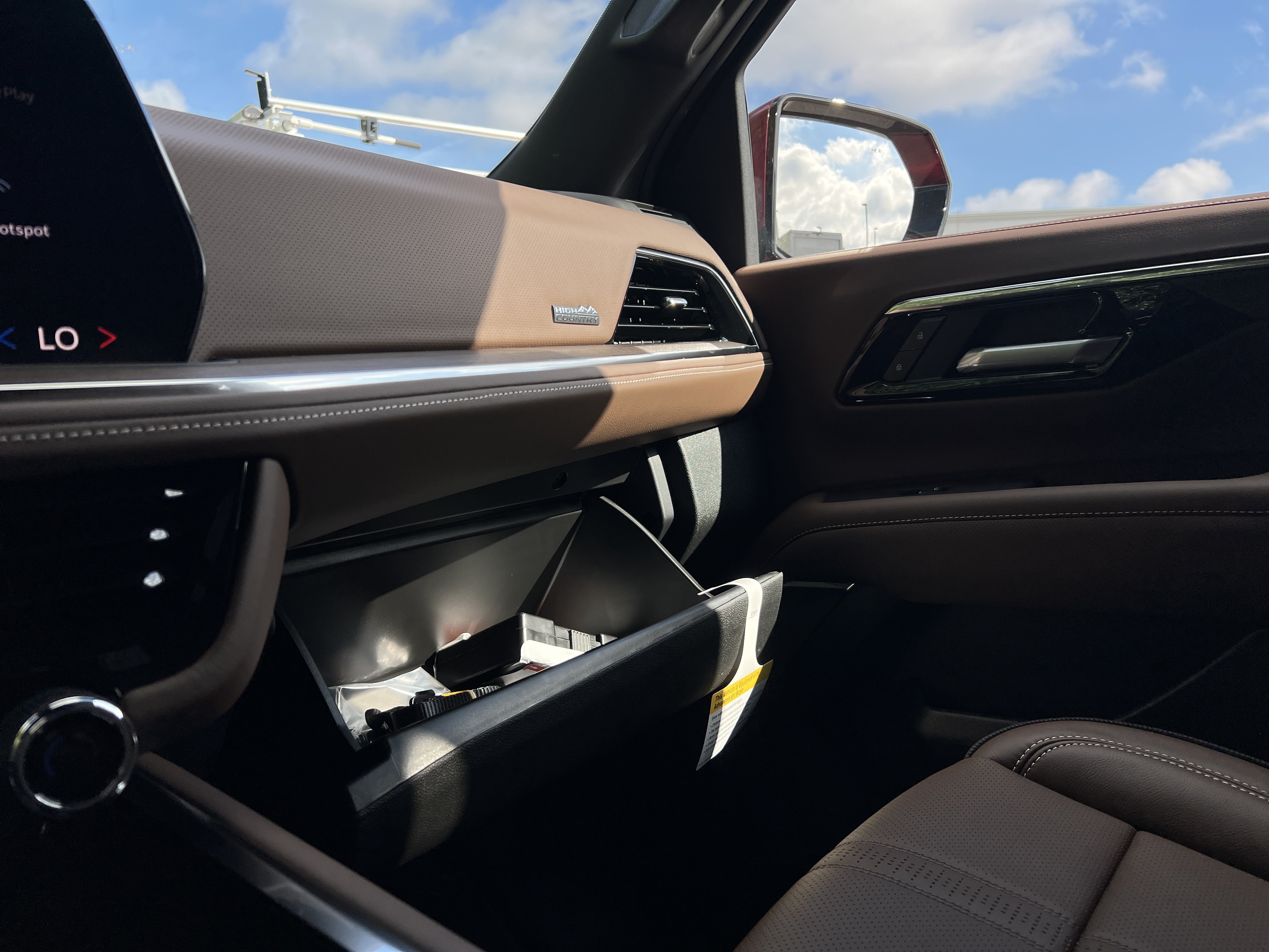 New 2026 Chevrolet Tahoe High Country w/ Sun And Tow Package AWD/4WD image 29