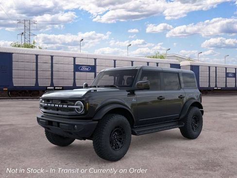 New 2026 Ford Bronco Outer Banks AWD/4WD image 1