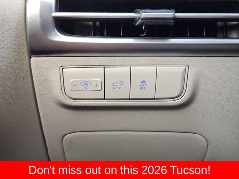 Used 2026 Hyundai Tucson SEL FWD image 29