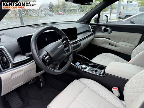 Used 2026 Kia Sorento SX Prestige AWD/4WD image 2