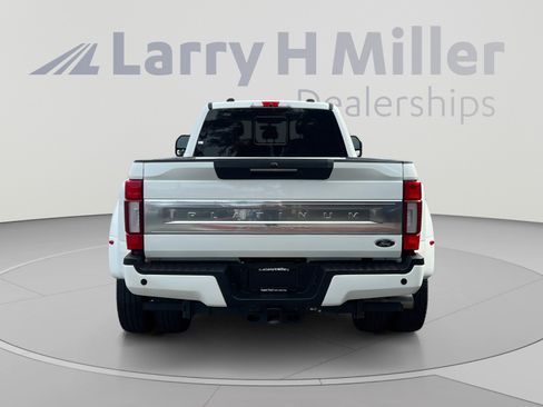 Used 2021 Ford F350 Platinum w/ FX4 Off-Road Package AWD/4WD image 4