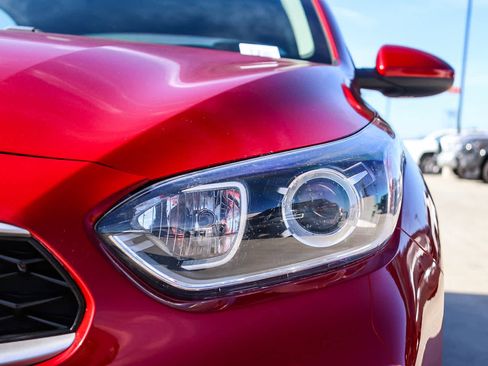 Used 2019 Kia Forte LXS image 7