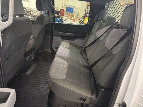 Used 2022 Ford F150 XLT image 21
