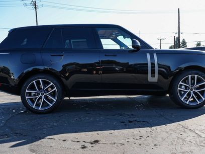 New 2026 Land Rover Range Rover SE