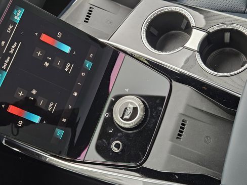 New 2025 Cadillac Escalade IQ Sport 2 AWD/4WD image 15
