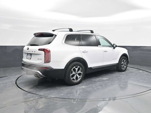 Used 2021 Kia Telluride EX w/ Towing Package image 8