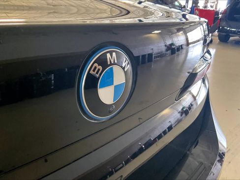 Used 2024 BMW i7 xDrive60 w/ Executive Package AWD/4WD image 30