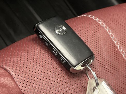 Certified 2021 MAZDA MAZDA6 Carbon Edition FWD image 26