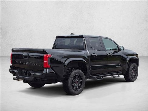 Used 2025 Toyota Tacoma SR5 RWD image 5