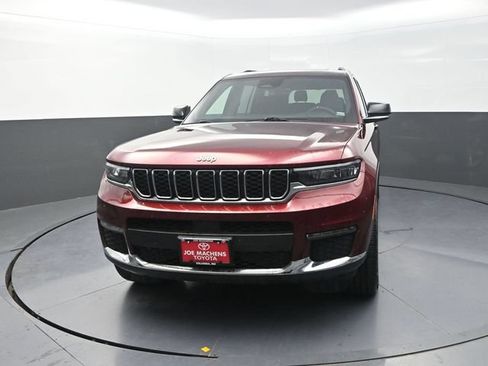 Used 2025 Jeep Grand Cherokee L Limited AWD/4WD image 2