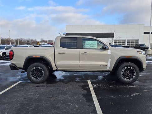 New 2026 GMC Canyon AT4 image 9