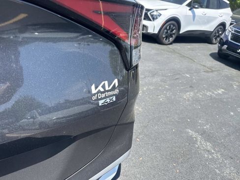 Used 2023 Kia Sportage EX AWD/4WD image 6