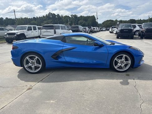 Used 2024 Chevrolet Corvette Stingray Premium Conv image 4