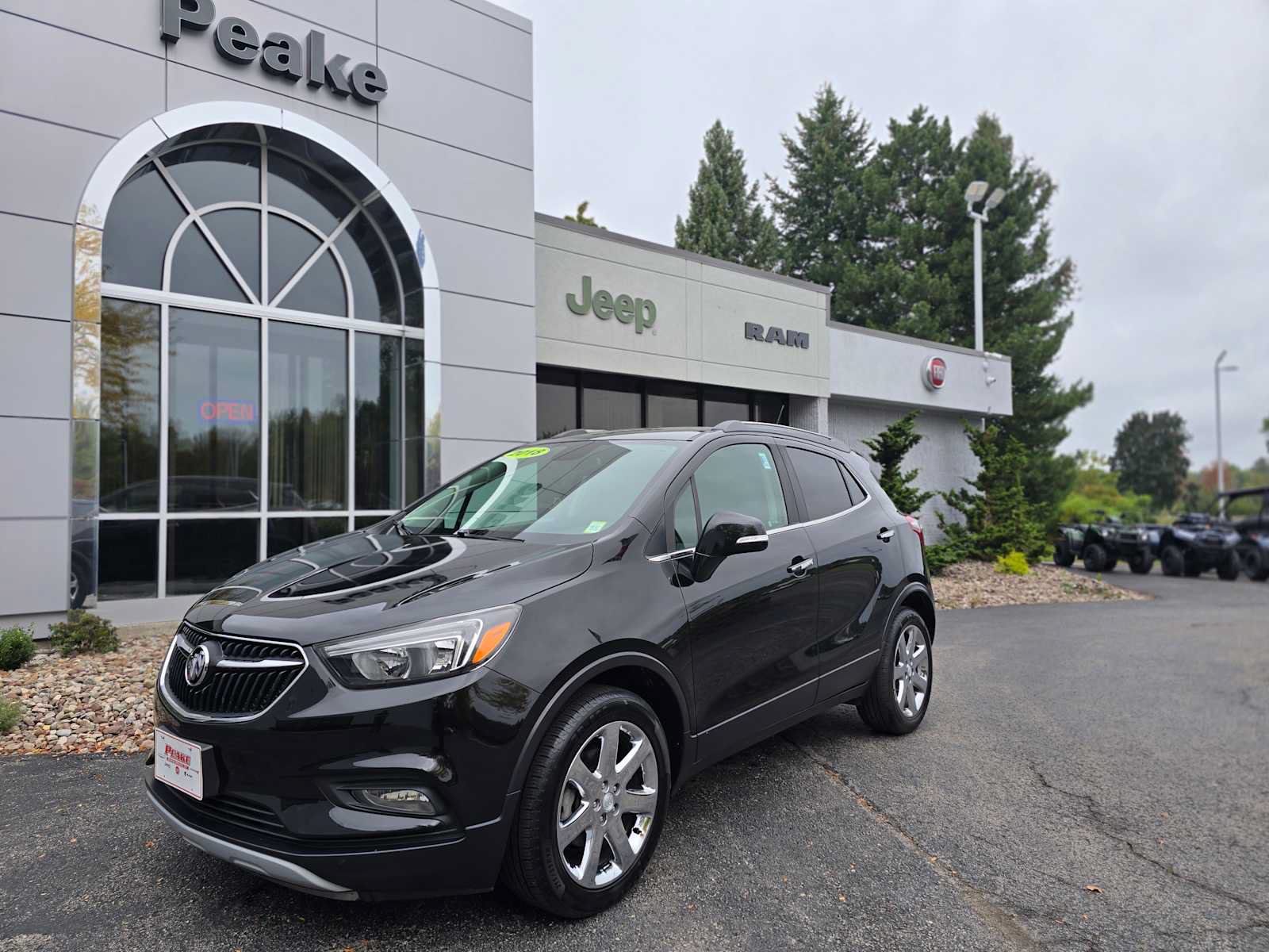 Used 2018 Buick Encore Preferred w/ Experience Buick Package FWD image 1