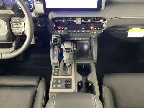 New 2026 Toyota Land Cruiser image 13